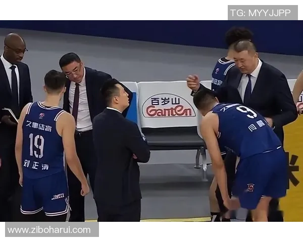 卡卡梅加红波兹与格玛西亚的精彩对决引发球迷热议与期待 卡卡梅加红波兹与格玛西亚的精彩对决引发球迷热议与期待